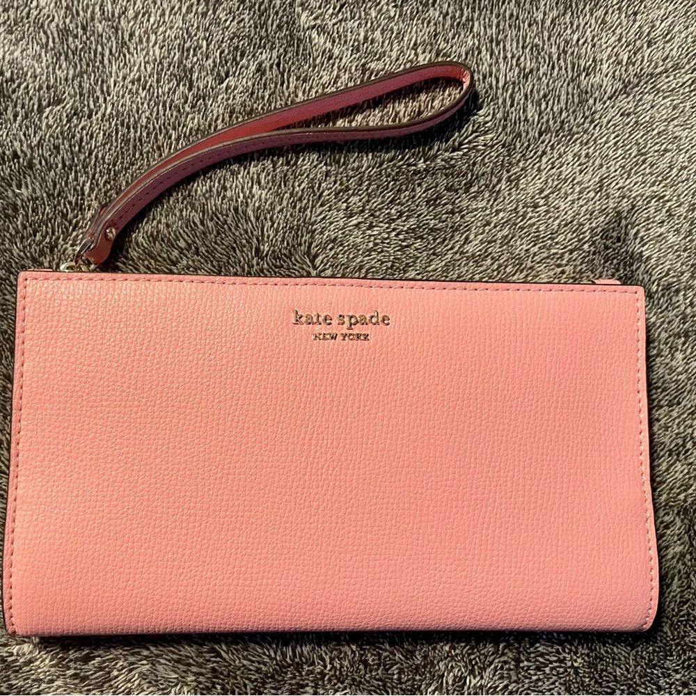 Kate Spade Wristlet- pink